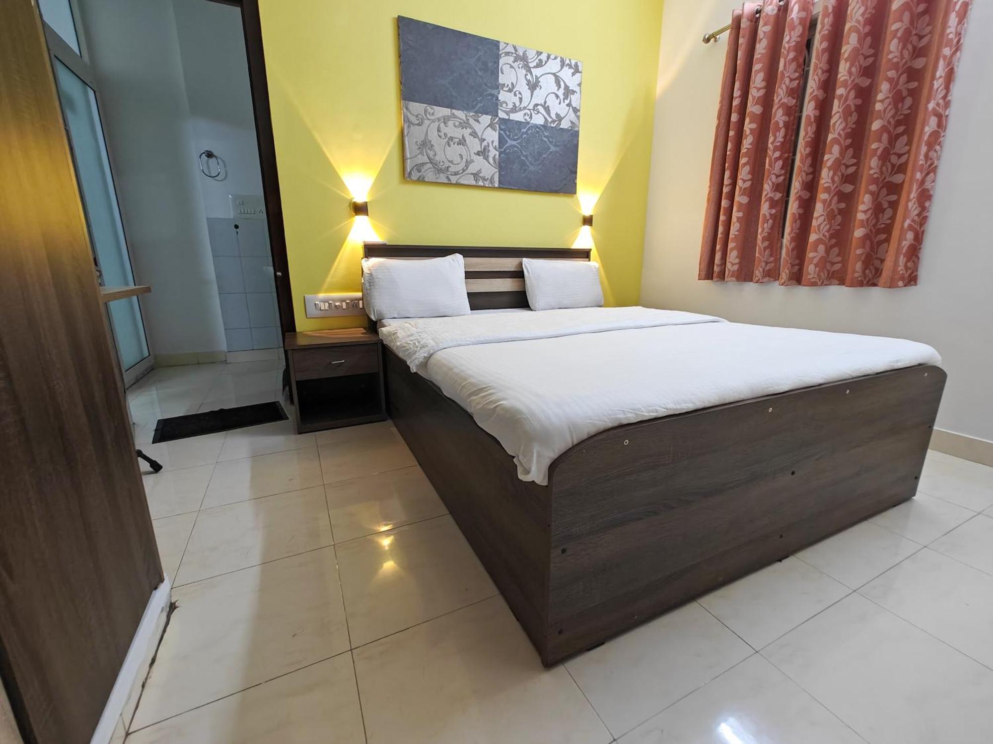 Sampada Homestay บังกาลอร์ ภายนอก รูปภาพ