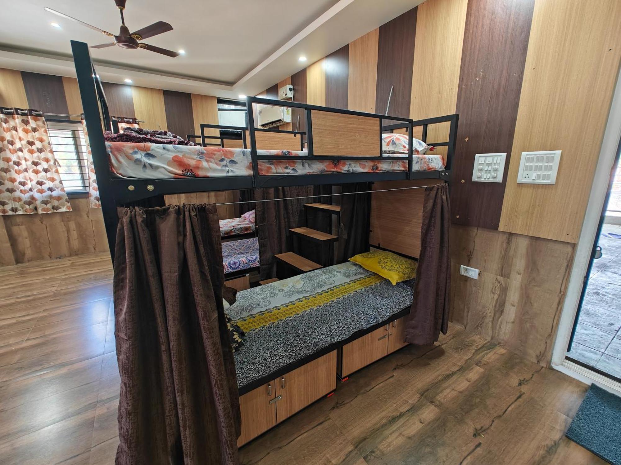 Sampada Homestay บังกาลอร์ ภายนอก รูปภาพ