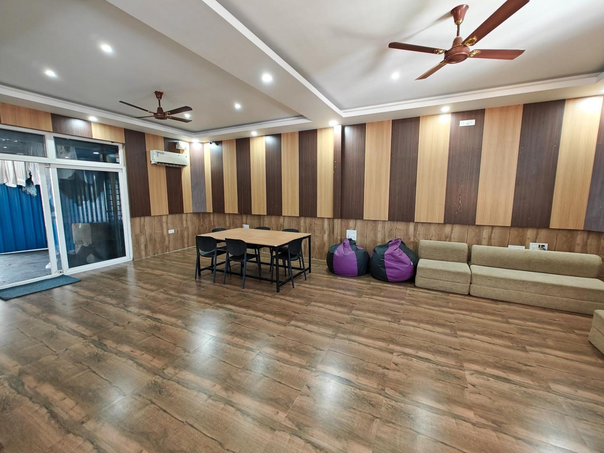 Sampada Homestay บังกาลอร์ ภายนอก รูปภาพ
