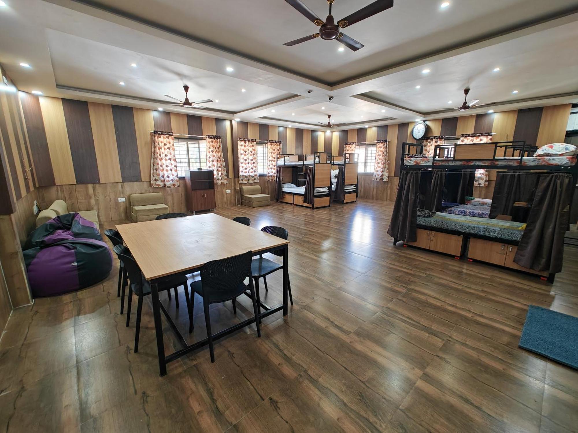 Sampada Homestay บังกาลอร์ ภายนอก รูปภาพ