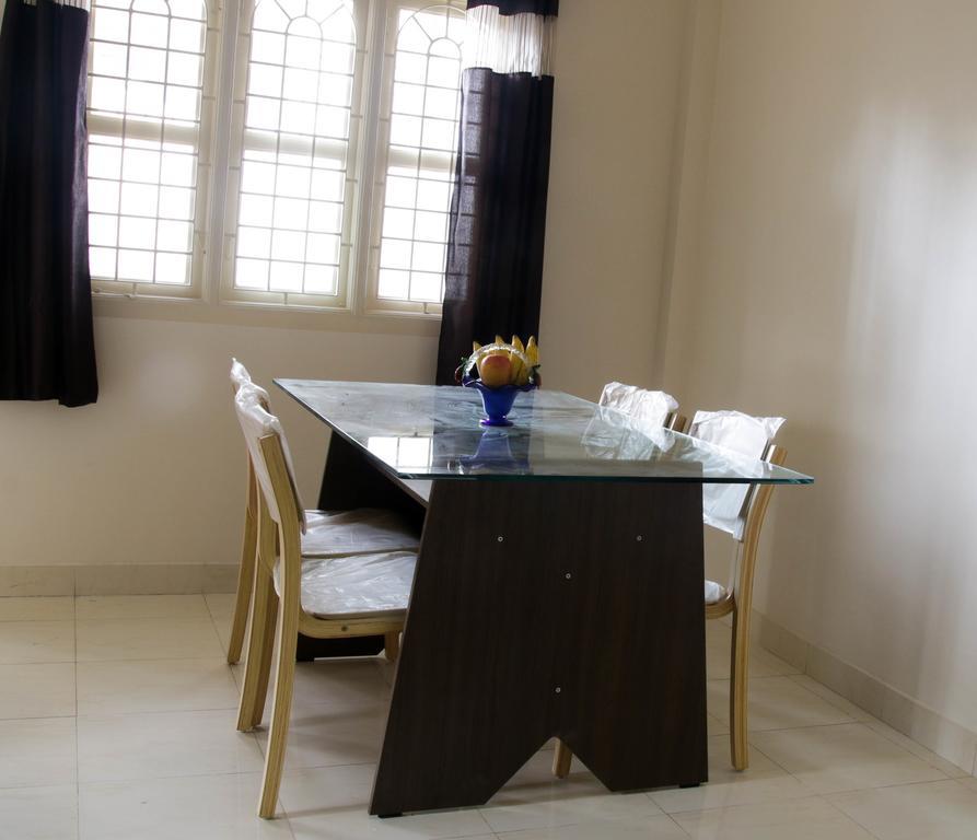 Sampada Homestay บังกาลอร์ ภายนอก รูปภาพ
