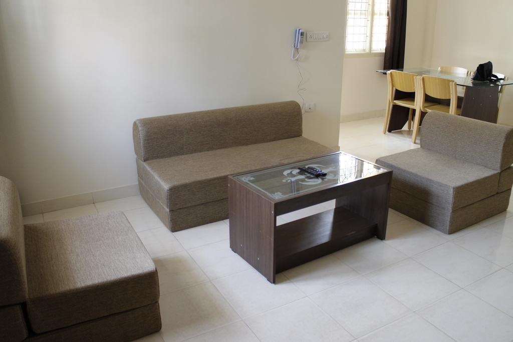 Sampada Homestay บังกาลอร์ ภายนอก รูปภาพ